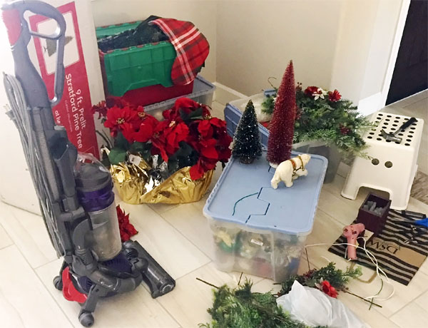 Christmas Decorating Chaos