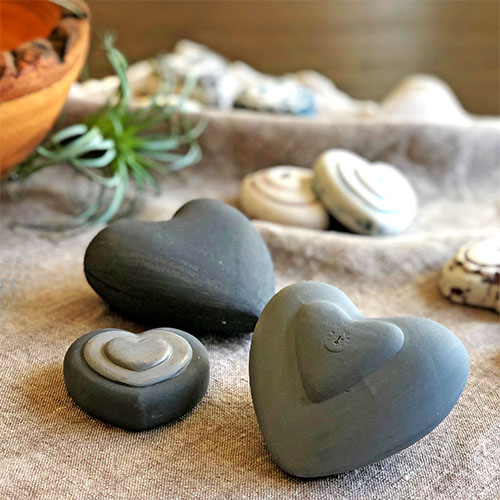 faux-stone-hearts